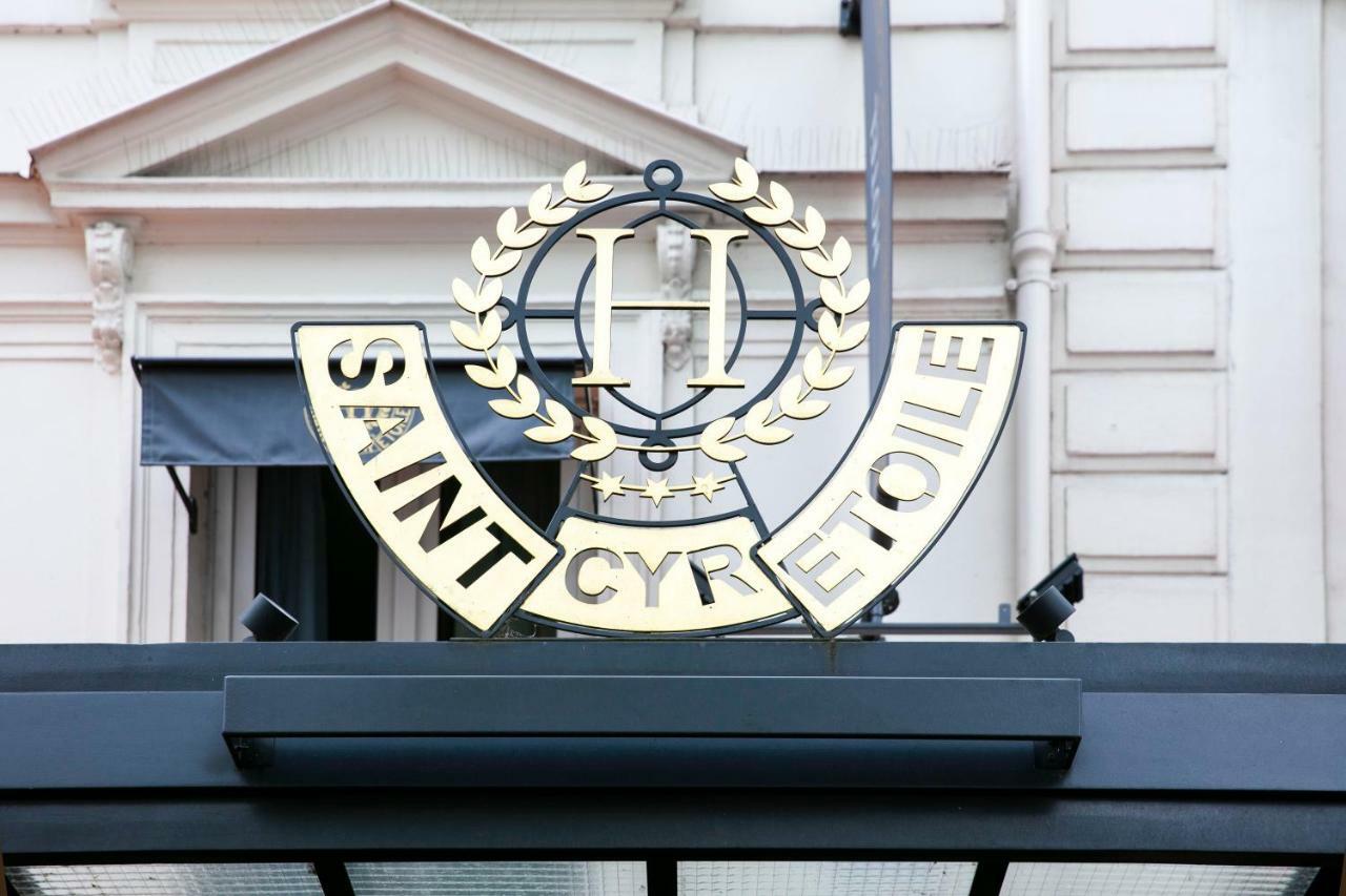 Saint Cyr Etoile París